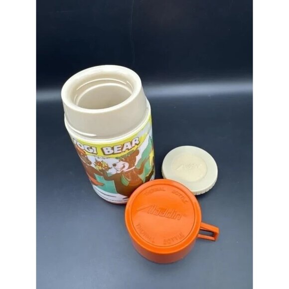 Vintage Yogi Bear Aladdin Thermos 6.5" — Stopper #33, Cup #112, 1974 - Picture 2 of 4